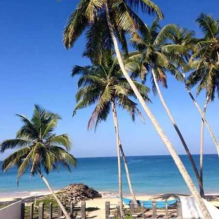 Rainbow Beach Resort Ambalangoda  Buitenkant foto